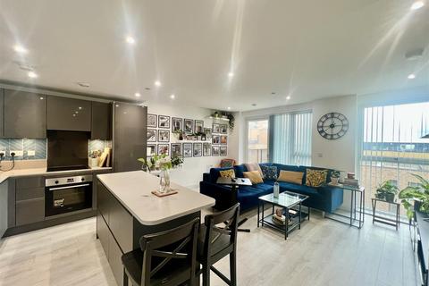 1 bedroom apartment for sale, 34 Prince Regent Road, Hounslow TW3