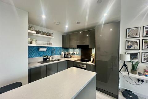 1 bedroom apartment for sale, 34 Prince Regent Road, Hounslow TW3