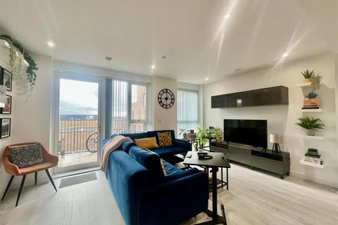 1 bedroom apartment for sale, 34 Prince Regent Road, Hounslow TW3
