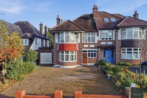 4 bedroom semi-detached house for sale, London N2