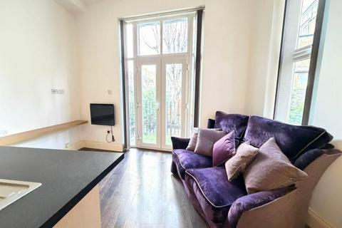 Studio to rent, 11 Quex Road, London NW6