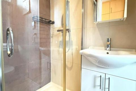 Studio to rent, 11 Quex Road, London NW6