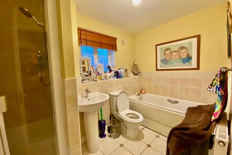 5 bedroom detached house for sale, Horseshoe Way, Hampton Vale, Peterborough