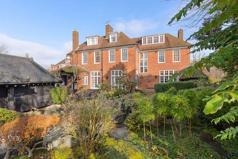 undefined, Bracknell Gardens, London, NW3