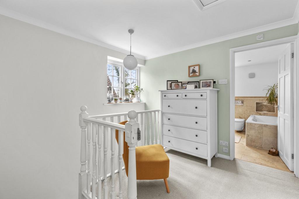 Badgers Rest, Bisham Village, SL7 1 RR (LOW RES)-5