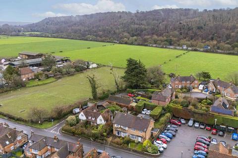 undefined, Badgers Rest,  Marlow Road,  Bisham Village,  Marlow,  SL7 1RR