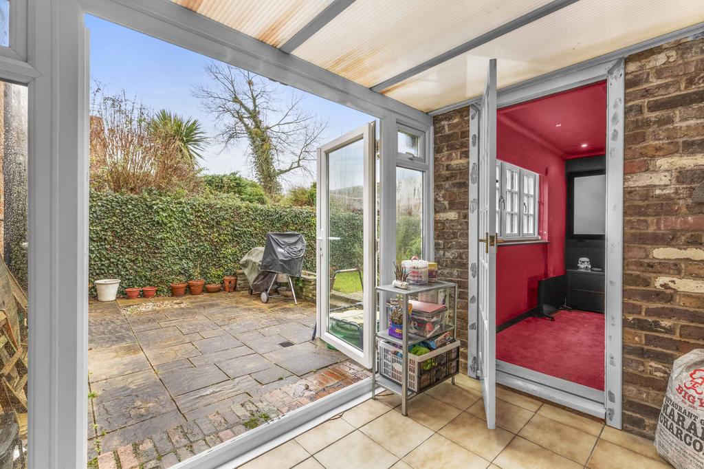 Badgers Rest, Bisham Village, SL7 1 RR (LOW RES)-7