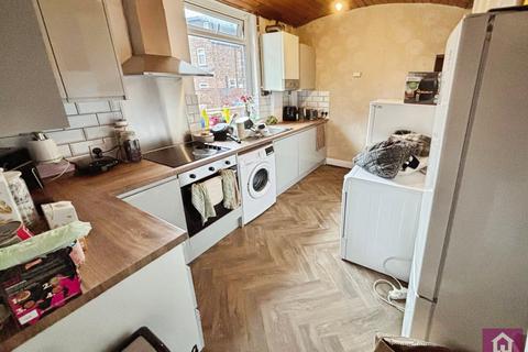 5 bedroom end of terrace house for sale, Furness Road, Fallowfield, Greater Manchester, M14