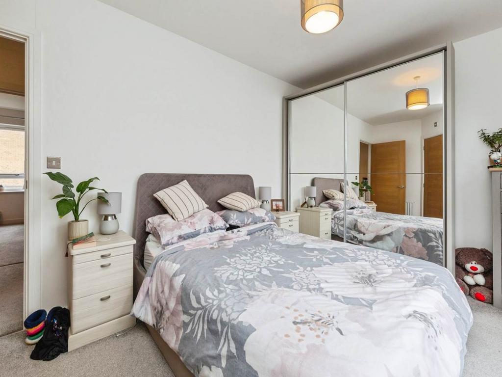 Bedroom 1 (1)