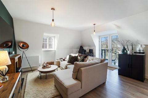 1 bedroom flat for sale, Mill Road, Epsom