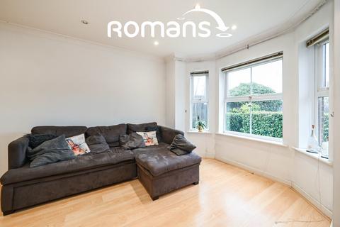 2 bedroom flat to rent, St. Francis Close, Crowthorne, RG45
