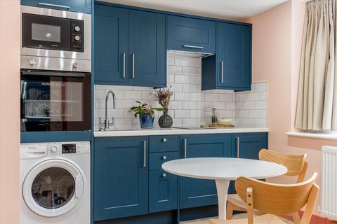 undefined, Saville Road, Chiswick, London, W4
