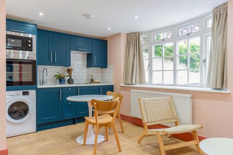 undefined, Saville Road, Chiswick, London, W4