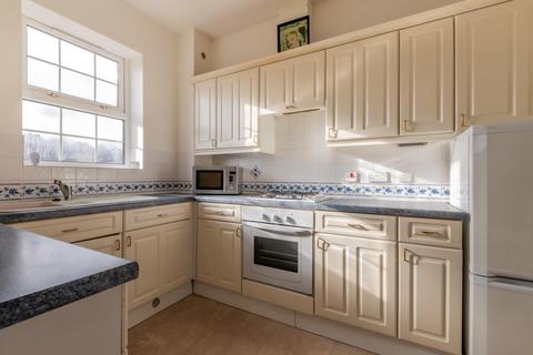 2 bedroom apartment for sale, John Batchelor Way, Penarth CF64