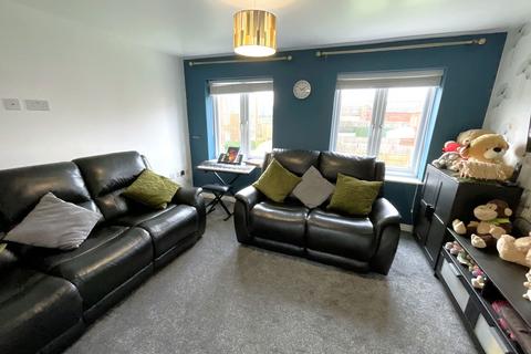 4 bedroom end of terrace house for sale, Tibbetts Road, Cradley Heath B64