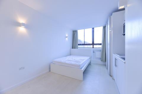 Studio to rent, College Road, Harrow HA1