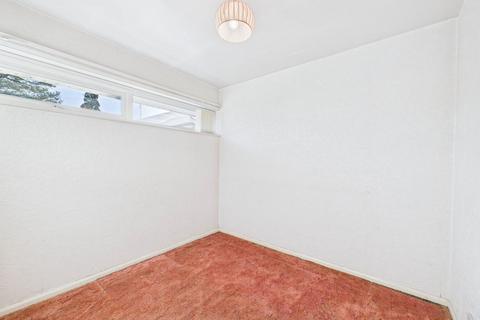 undefined, Buckingham Grove, Kingswinford DY6