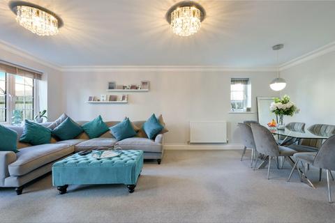 3 bedroom detached house for sale, Lambourne Close, Banstead