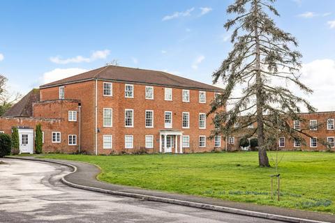 undefined, The Close, Salisbury