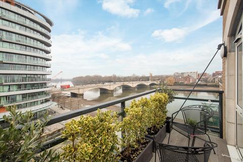 4 bedroom flat to rent, Brewhouse Lane, London SW15