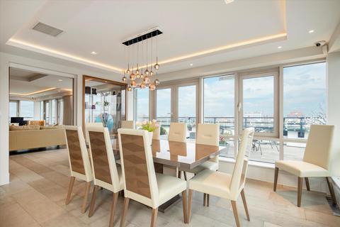 4 bedroom flat to rent, Brewhouse Lane, London SW15