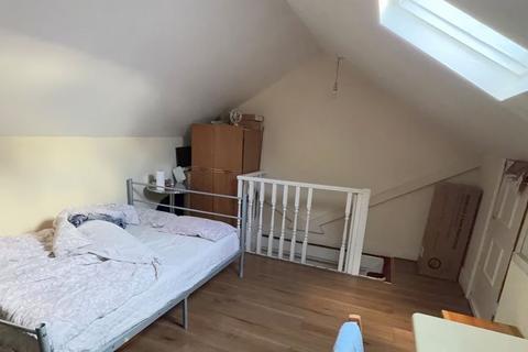 undefined, Fanshawe Avenue, Barking IG11