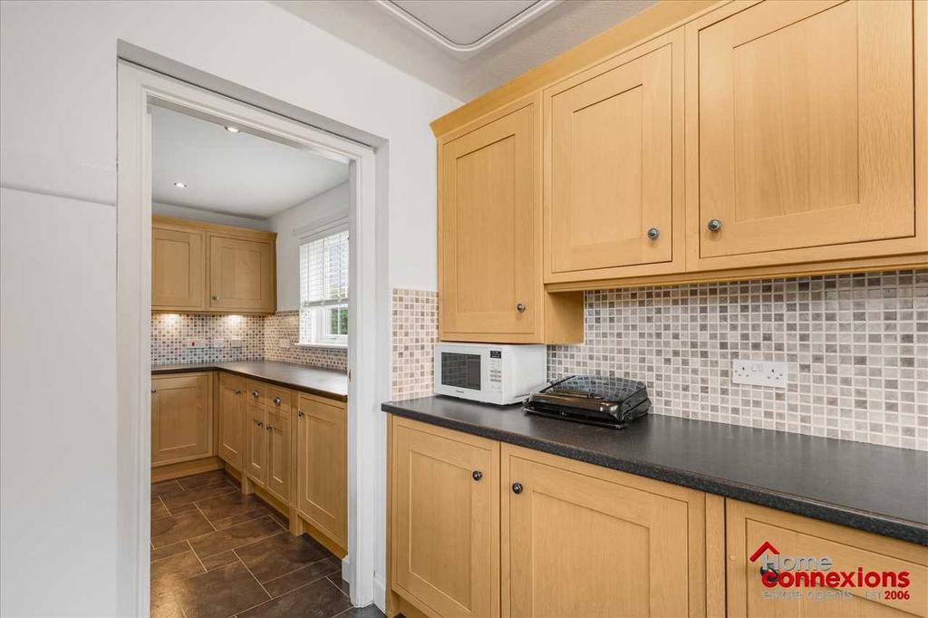 Utility Room/Pantry