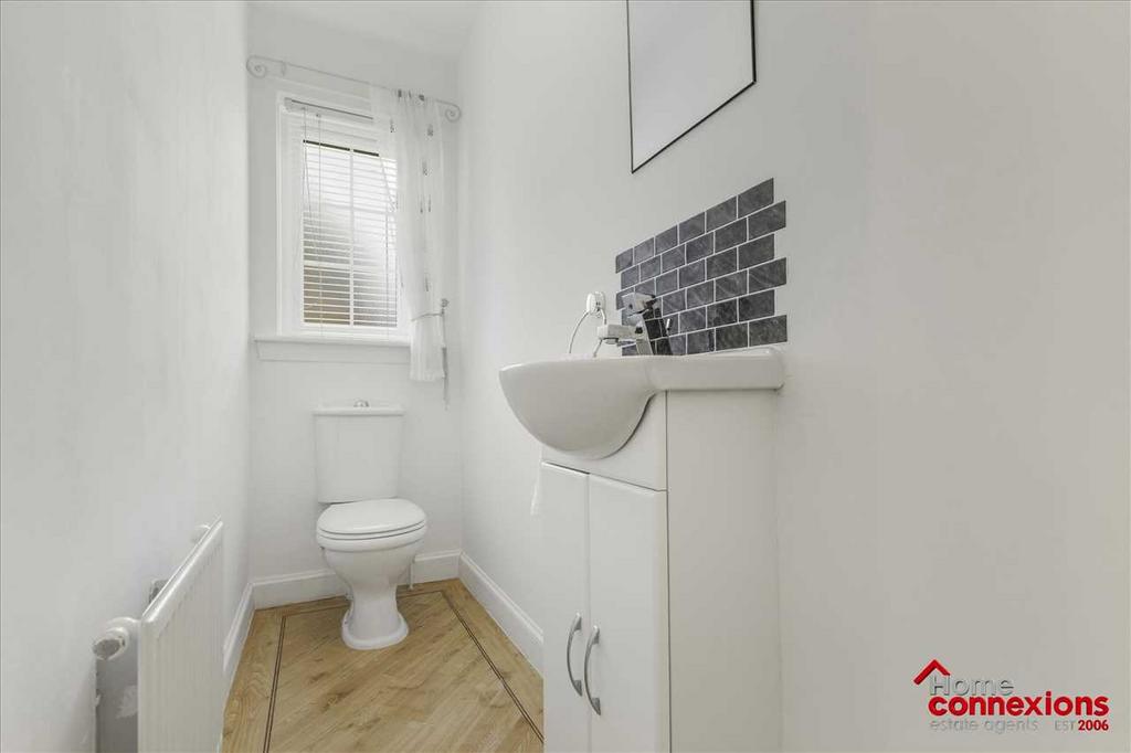 Lower Level WC