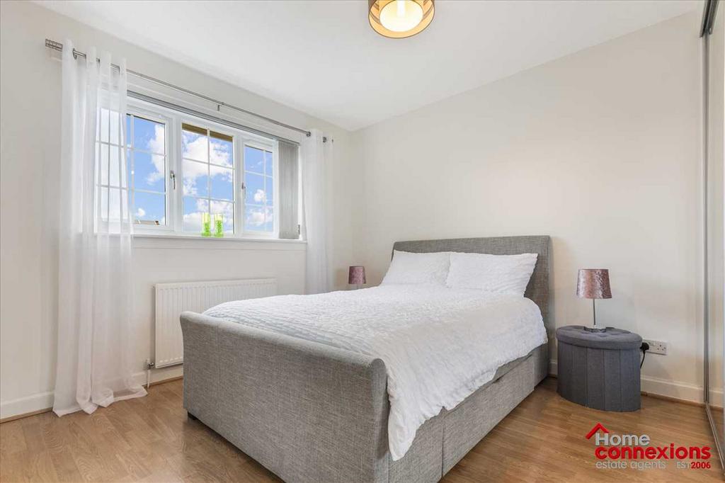 Bedroom Two (1)