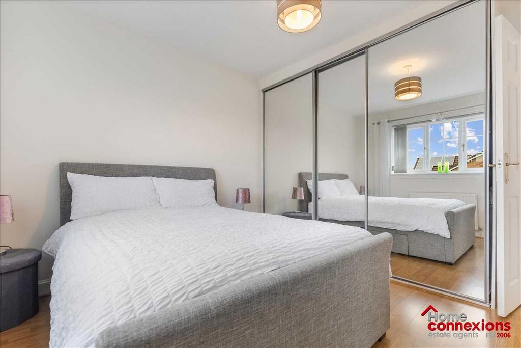 Bedroom Two (2)