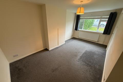2 bedroom bungalow to rent, Queens Drive, Swadlincote, DE11