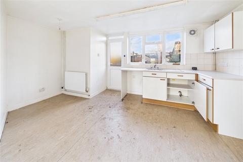 3 bedroom terraced house for sale, The Henrys, Thatcham, Berkshire, RG18