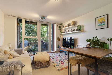 1 bedroom apartment for sale, Langhorn Drive, Challenge Court Langhorn Drive, TW2