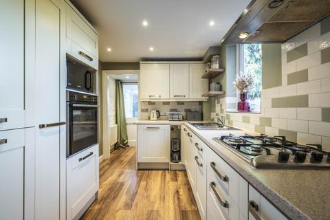 undefined, Stratford Street, Tunbridge Wells (large garden)