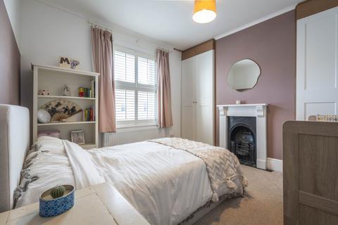 undefined, Stratford Street, Tunbridge Wells (large garden)