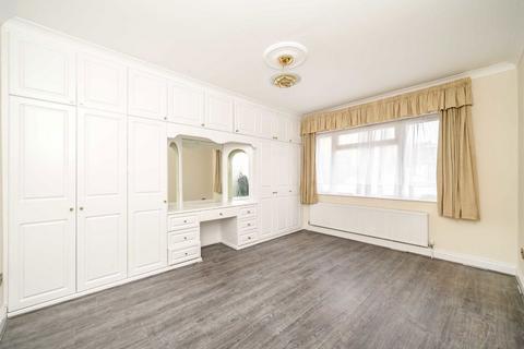 5 bedroom semi-detached house for sale, Vyner Road, London W3
