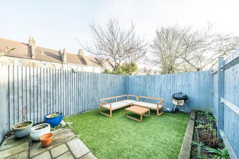 undefined, Park Avenue, Mitcham CR4