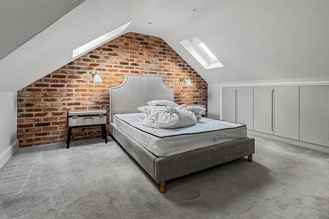 2 bedroom apartment for sale, St. Leonards Road, Windsor