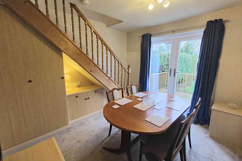 2 bedroom semi-detached bungalow for sale, Cornwall Crescent, Brighouse HD6