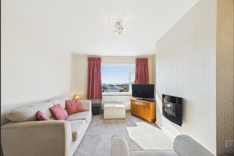 2 bedroom semi-detached bungalow for sale, Cornwall Crescent, Brighouse HD6