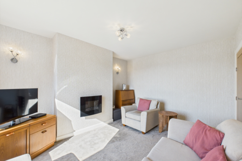 2 bedroom semi-detached bungalow for sale, Cornwall Crescent, Brighouse HD6