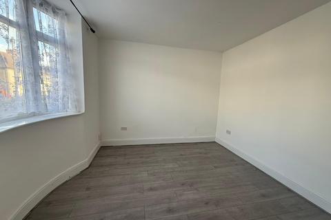 undefined, Vernon Road, Feltham TW13