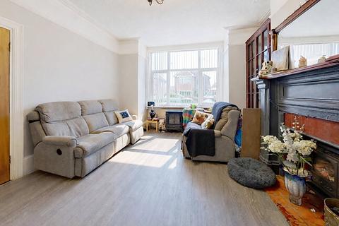 1 bedroom flat for sale, Douglas Road, Herne Bay, CT6 6AE