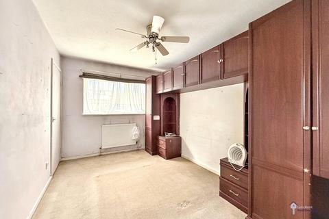 undefined, Vineyard Close, Woolston