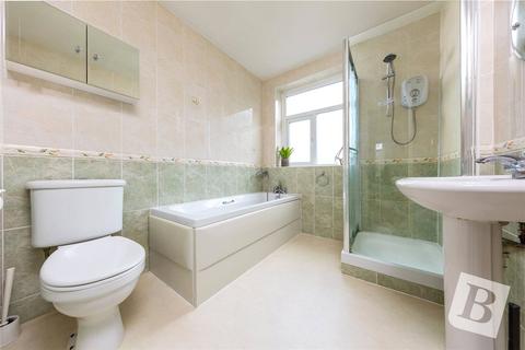 undefined, Mashiters Walk, Romford, RM1