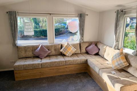 3 bedroom park home for sale, Carlton Meres Holiday Park