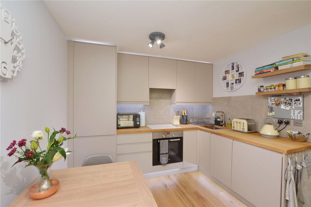 Kitchen/Reception