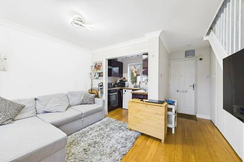 1 bedroom end of terrace house for sale, Petrel Close, Wokingham, Berkshire, RG41