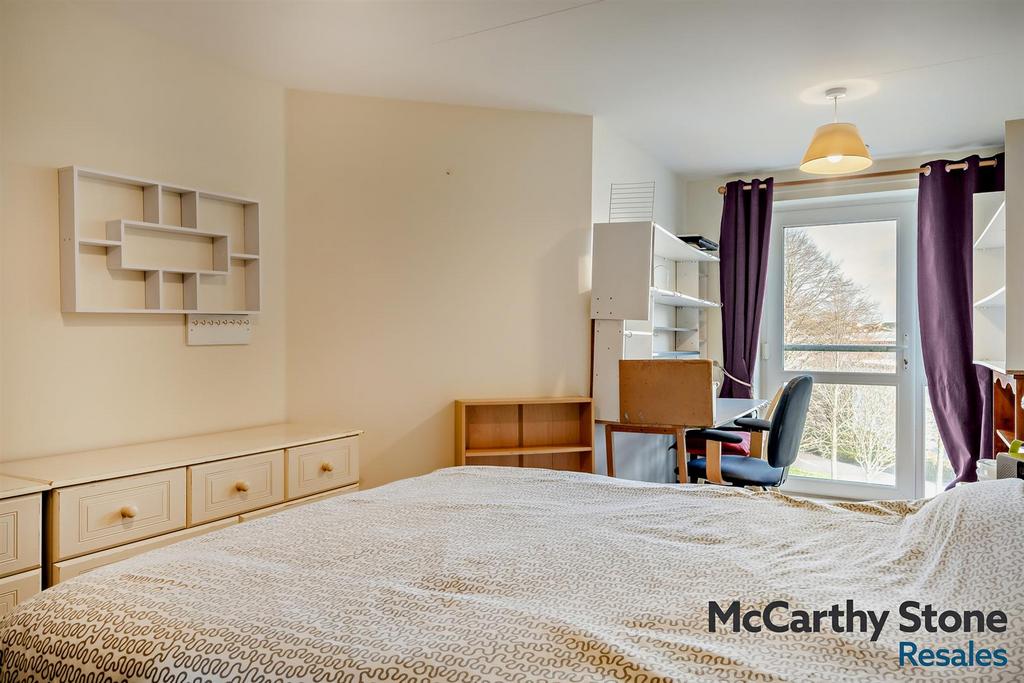 8676530-interior16-800.jpg