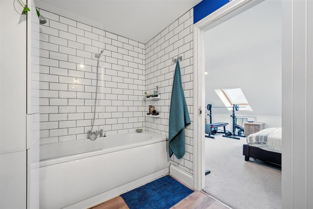 Jack and Jill - bath.jpg